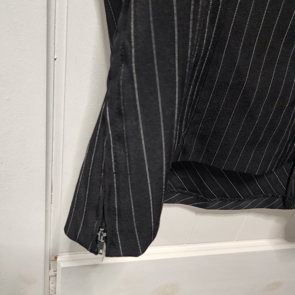 Milena Set Of Black pinstripe pants with matching top. Size XL - Picture 6 of 7